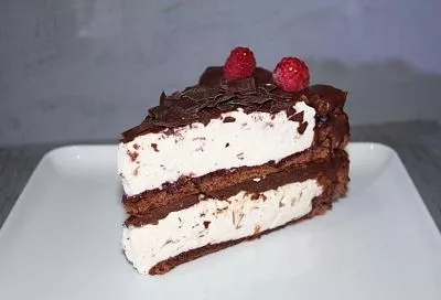 Приготовление этого торта «Птичье молоко» можно поручить даже мужу - все получится! Самый простой рецепт нежнейшего десерта