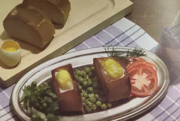 Яичница «Золотой ларец» (с фото): всего 10 минут — и семья в восторге, а гости будут просить рецепт