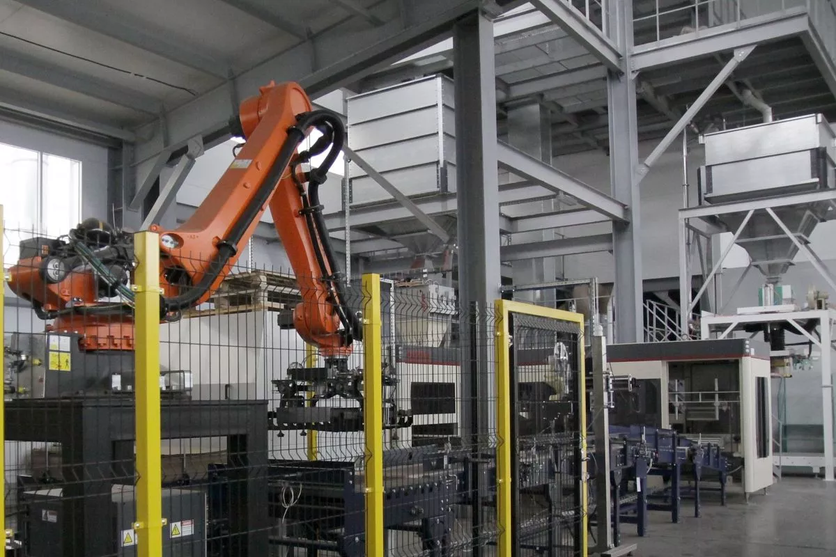 В производство семенного материала внедряются роботизированные линии.