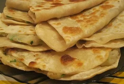 Как лаваш, но намного вкуснее: пеките татарский кыстыбый (лепешки без масла) так – 20 минут, и можно в пост или на диете