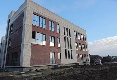 Мэр Краснодара показал, как идет строительство школы на 1550 мест в районе улицы им. Лизы Чайкиной