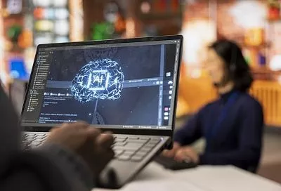 Россиянам объяснили, могут ли их уволить за использование искусственного интеллекта на работе