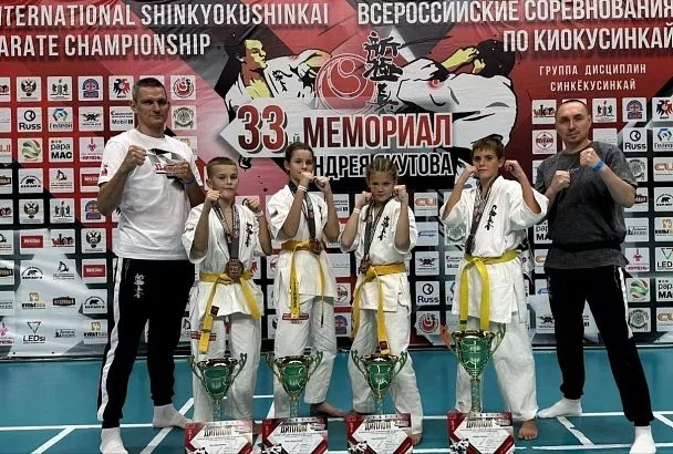Кубанские каратисты завоевали шесть медалей международных и всероссийских соревнований