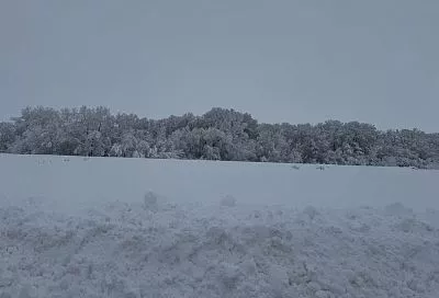 Движение транспорта ограничили на Шаумянском перевале в Туапсинском районе из-за сильного снега