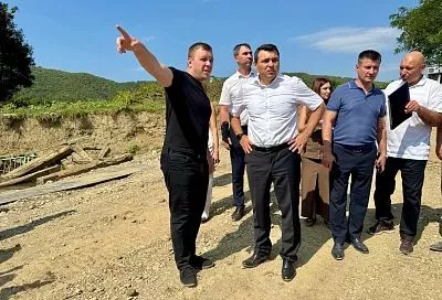 Министр ГО и ЧС Краснодарского края оценил ход восстановительных работ после подтопления в Туапсинском округе