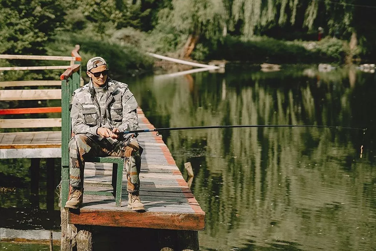 Карась будет клевать только у вас: обязательно попробуйте этот метод с проводкой – особенно в штиль