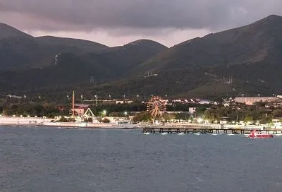 Черное море у берегов Краснодарского края остывает, но медленно
