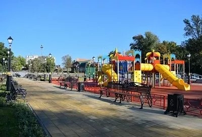 В Краснодаре полностью благоустроили Вишняковский сквер