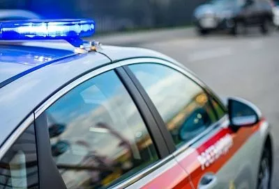 Буйный посетитель покусал охранников ТЦ в Новороссийске