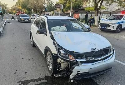 Водитель мопеда столкнулся с легковушкой и погиб в Геленджике 