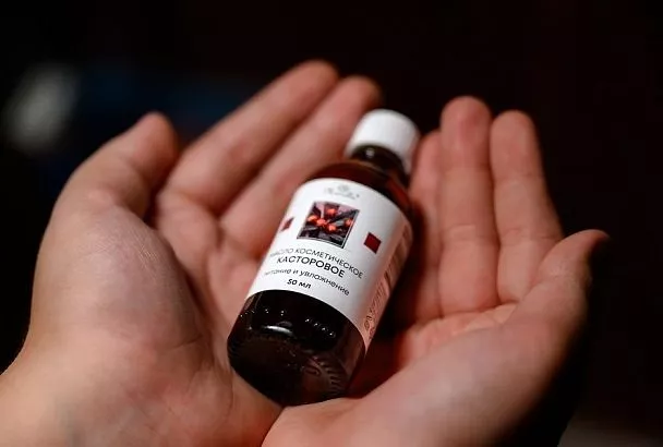 Просто касторовое масло: старый секрет пышного и продолжительного цветения