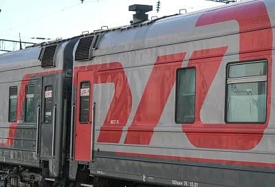 Движение поездов восстановили по одному пути после происшествия на участке железной дороги в Ростовской области 