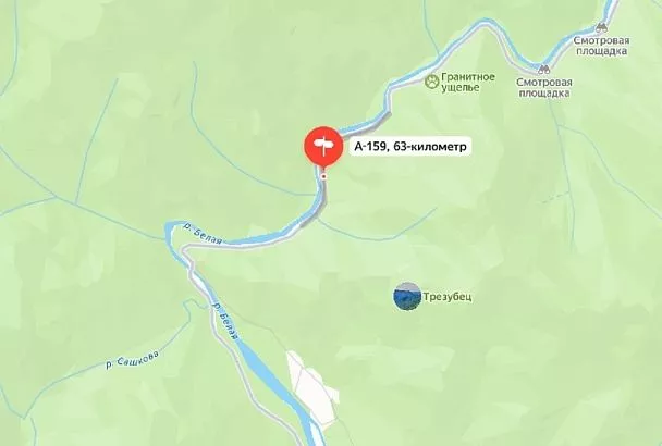 На участке трассы А-159 в Адыгее ввели реверс из-за разрушения дорожного полотна