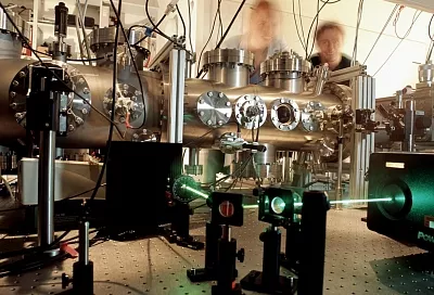 Физики приблизились к созданию нано-версии «кота Шредингера»