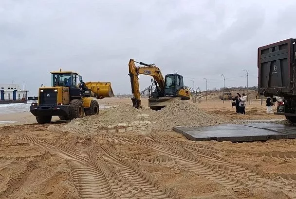 На отсыпку пляжа в Анапе чистым песком потребуется до трех недель