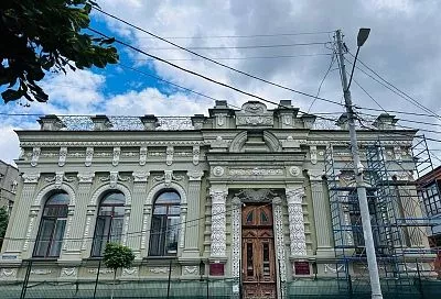 В Краснодаре начали ремонт фасадов дома генерала Вишневецкого