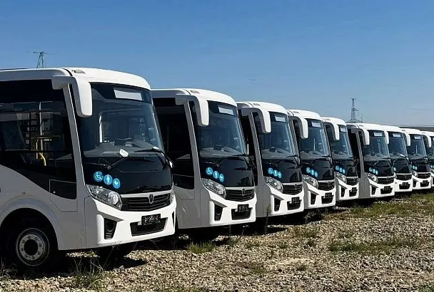 Большая партия современных автобусов поступила в Краснодар