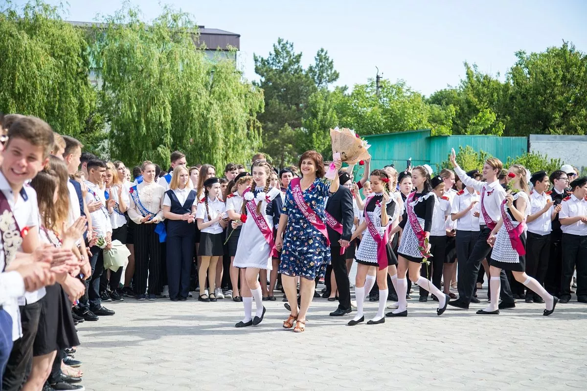 Последний звонок в Анапе