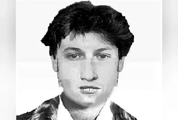 На Кубани полиция ищет курьера мошенников, забравшего у 18-летней девушки 1,1 млн рублей