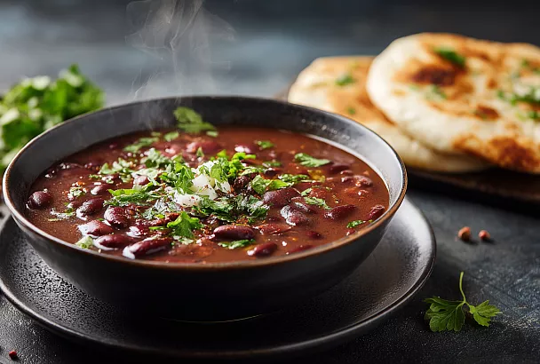 Ароматный суп из красной фасоли — наваристый, густой и невероятно вкусный