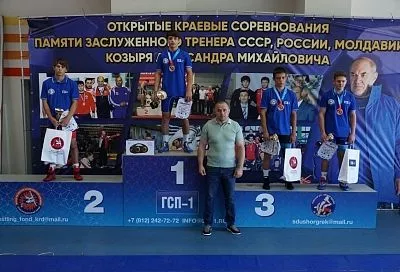 33 медали завоевали кубанские борцы на краевых соревнованиях