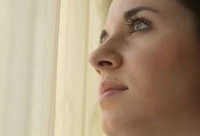 Как снять покраснение глаз и зуд без капель: способы, которые помогут и детям, и взрослым