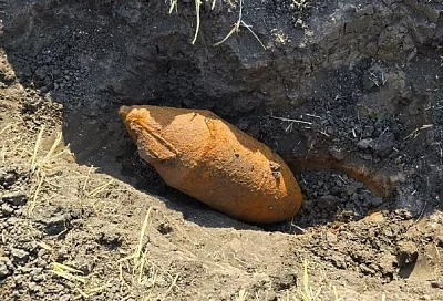 Работники нефтеперекачивающей станции на Кубани нашли 100-килограммовую авиабомбу времен войны