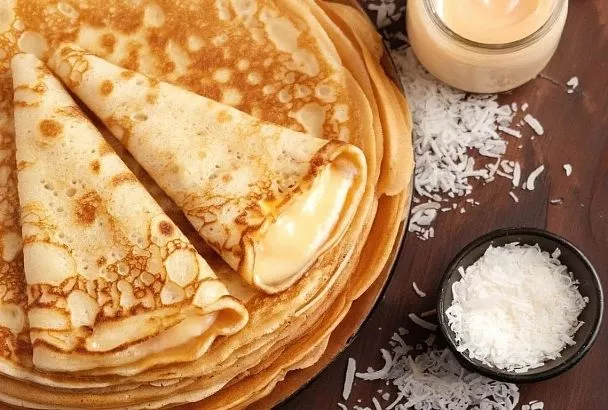 Блины «Рафаэлло»: добавил сгущёнку в творог и получились нежные с кокосово-сливочной начинкой