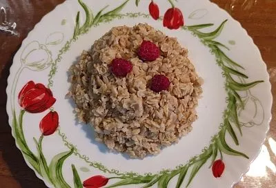 Овсянка с новым ореховым вкусом: делаем полезный завтрак за 15 минут