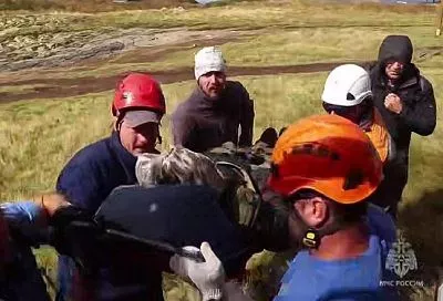Туристку эвакуировали на вертолете с высоты более 2 тыс. метров в горах Сочи