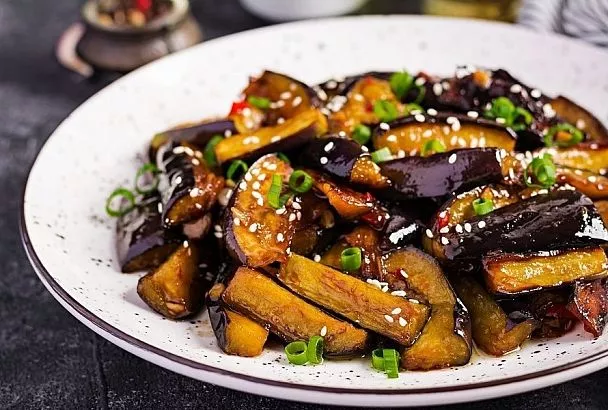 Соте из баклажанов: яркое блюдо, которое легко приготовить и сохранить на зиму