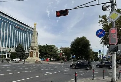 Светофоры с контурной подсветкой продолжат внедрять в разных районах Краснодара