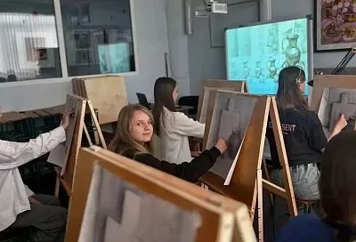 Детскую художественную школу в Новокубанском районе дооснастили по нацпроекту