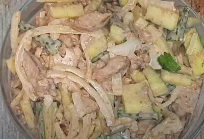 Салат из печени с маринованными огурцами всего за 15 минут – не рецепт, а идеальное сочетание простоты и вкуса