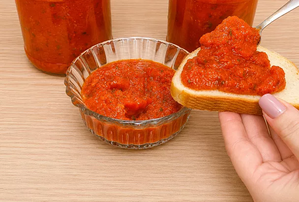 Перцовая паста с помидорами: запечённый перец делает вкус особенно насыщенным