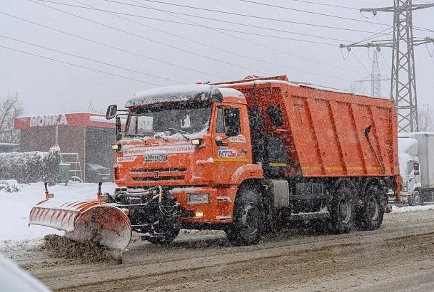 Мэр Краснодара рассказал о расчистке городских дорог от снега