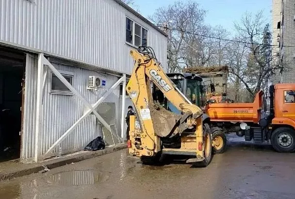 В дома жителей Комсомольского микрорайона Краснодара вернули воду