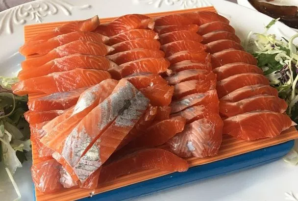 Форель в апельсинах: новый рецепт маринованной рыбки