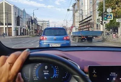Водители смогут предъявлять права в MAX уже осенью