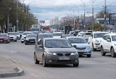 «Просто бесят!». Опрос показал, как автолюбители Краснодарского края относятся к ночным гонщикам