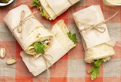 Больше, чем просто рыба в лаваше: как приготовить балык-экмек – главный стритфуд Стамбула