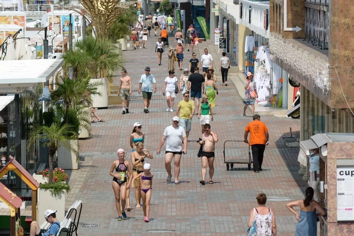 Комфортная погода, выгодные цены: Краснодарский край возглавил топ направлений для путешествий в бархатный сезон