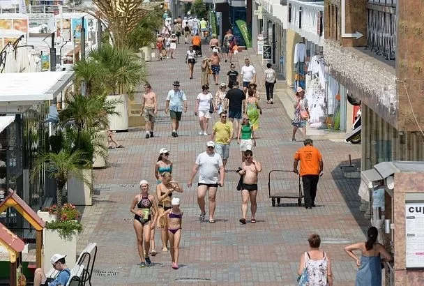 Комфортная погода, выгодные цены: Краснодарский край возглавил топ направлений для путешествий в бархатный сезон