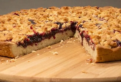 Знаменитый тертый пирог: меняйте начинки и готовьте каждый день