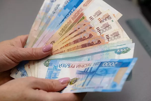 Какие социальные гарантии доступны для пенсионеров, которые официально не были трудоустроены более 10 лет