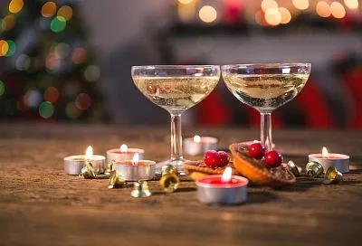 Врач объяснил, как алкоголь разрушает кишечник и почему похмелье – не только обезвоживание