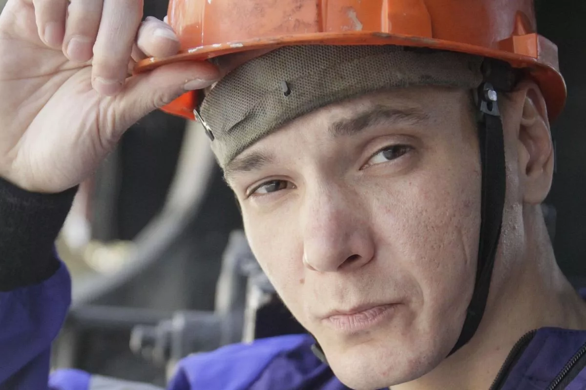 29-летнего музыканта-самоучку Сергея Семенова жители Тихорецкого района знают как автора и исполнителя лирических песен.