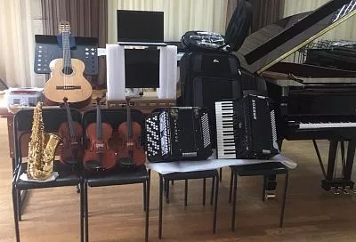 Школы и колледжи искусств Краснодарского края оснащены оборудованием в рамках нацпроекта