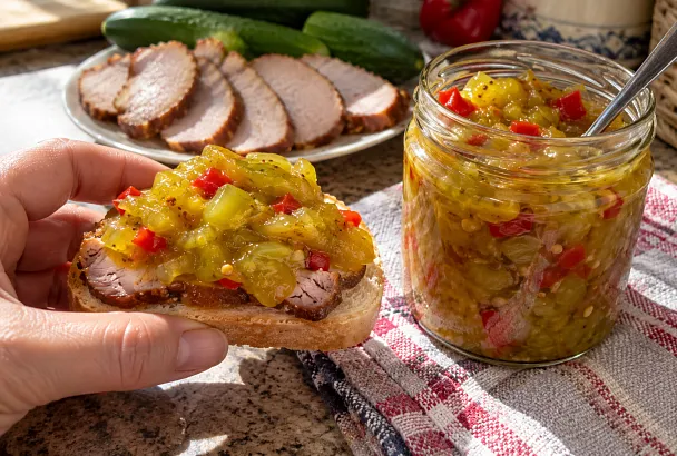 Огурцы не мариную целиком, не квашу, а превращаю в этот соус: яркий вкус и приятная хрустинка