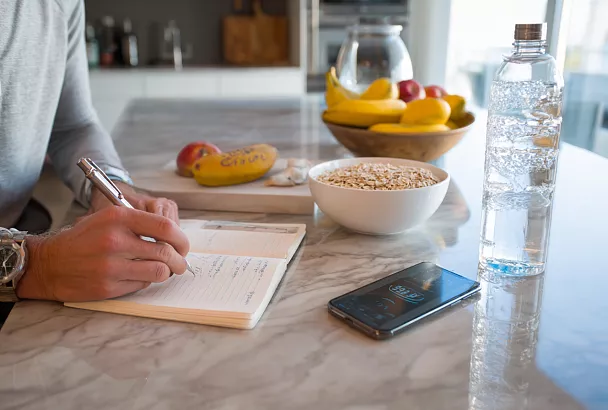 Метаболизм не замедляется до 60 лет: миф развенчан наукой, а похудеть можно в любом возрасте